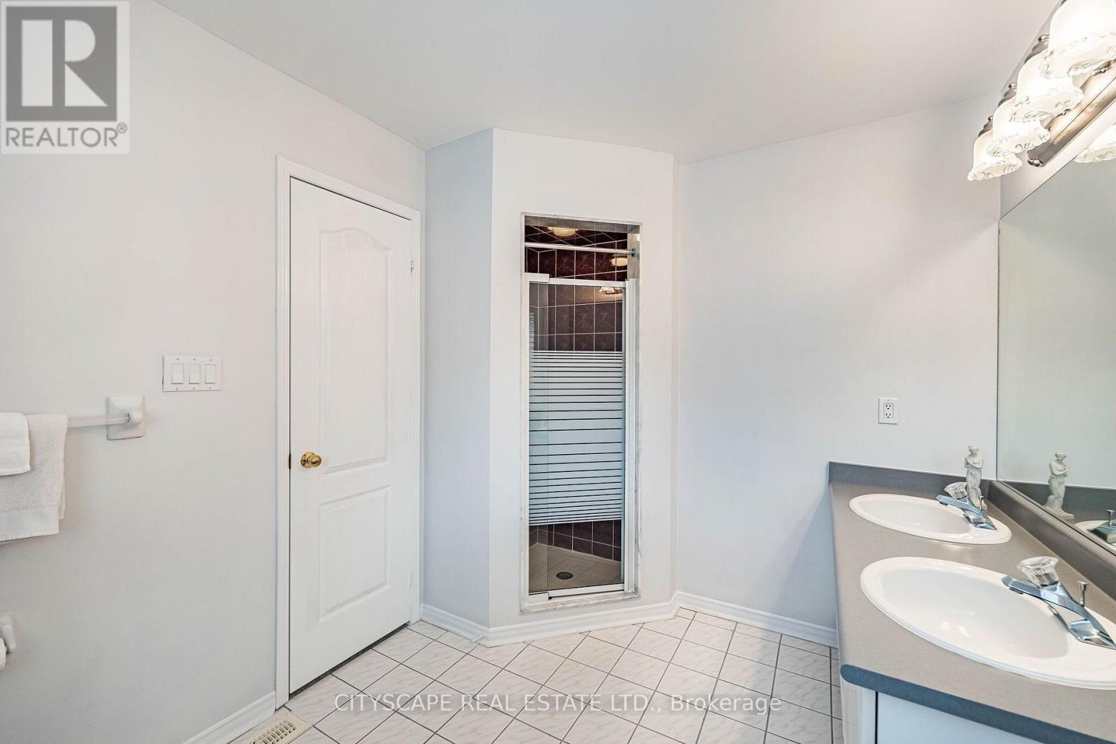 5360 Wilderness Trail, Mississauga, ON