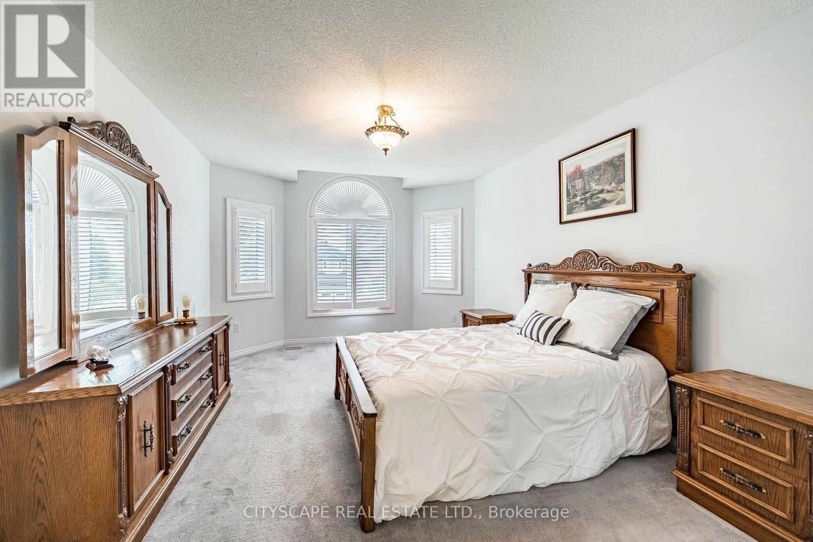5360 Wilderness Trail, Mississauga, ON