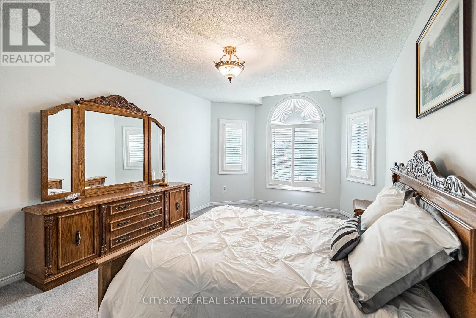 5360 Wilderness Trail, Mississauga, ON