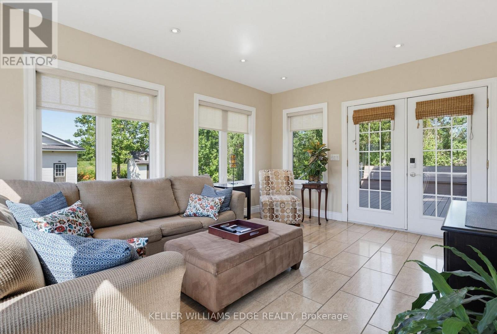 5276 Dickenson Road E, Hamilton, ON