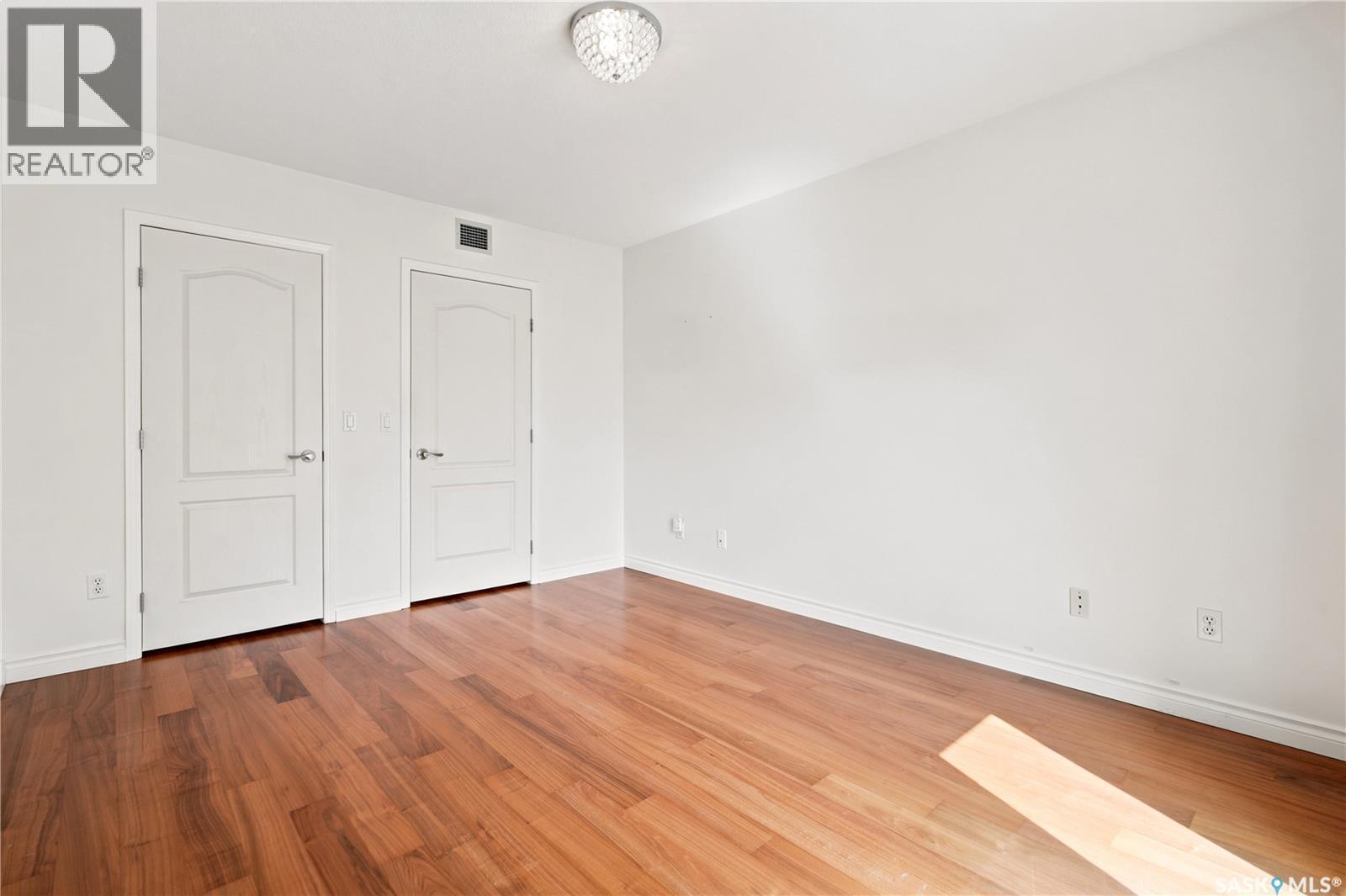310 2333 Scarth Street, Regina, SK