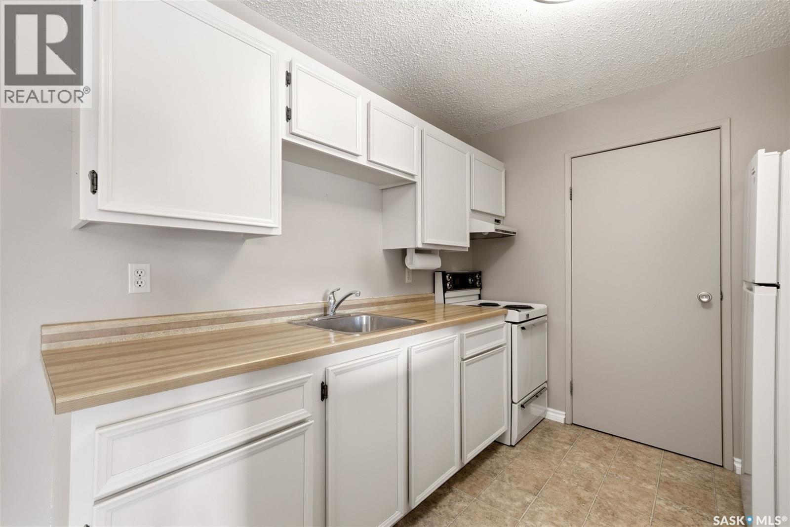 102 2921 Harding Street, Regina, SK