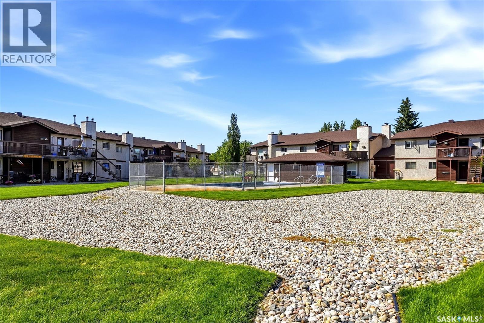 102 2921 Harding Street, Regina, SK