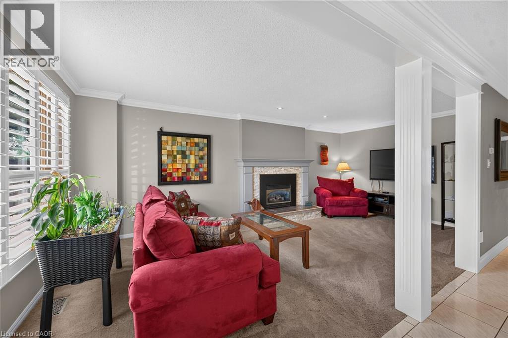 3 Ridgemount Drive, Hamilton, ON