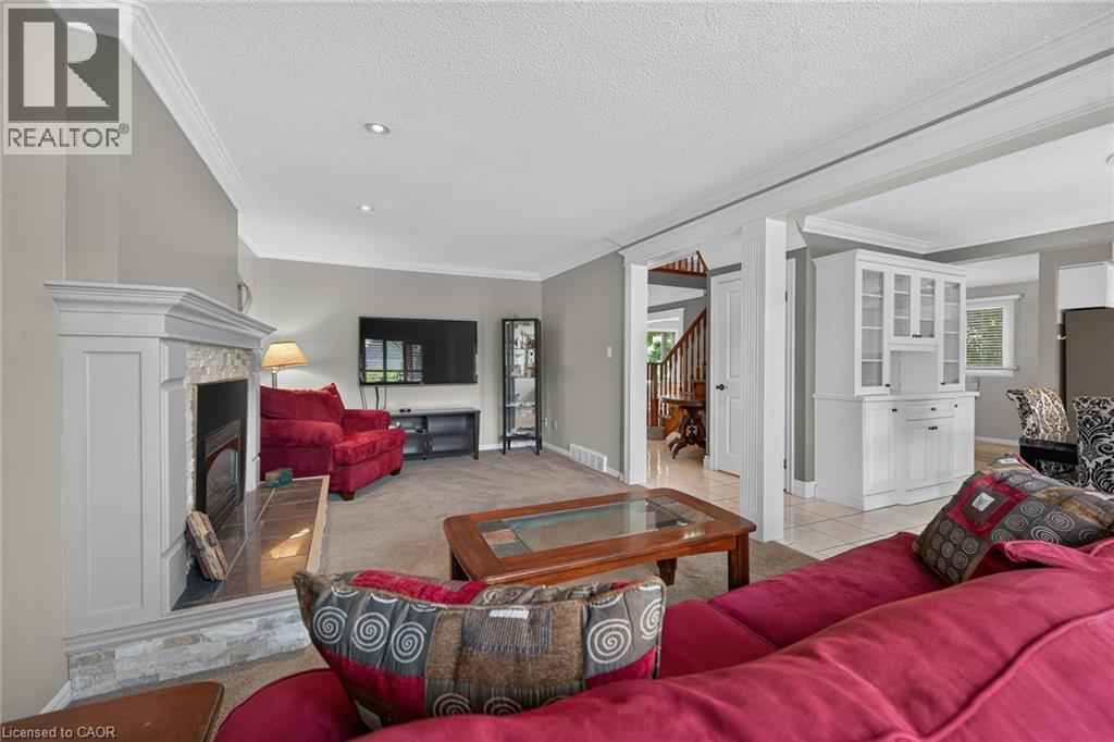 3 Ridgemount Drive, Hamilton, ON