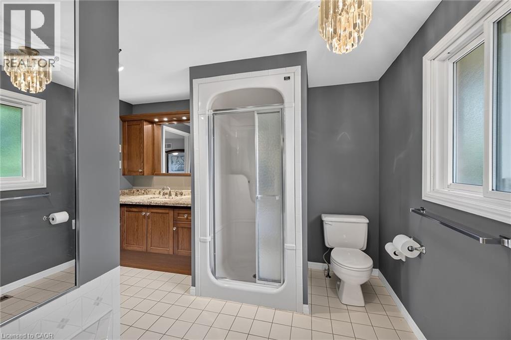 3 Ridgemount Drive, Hamilton, ON