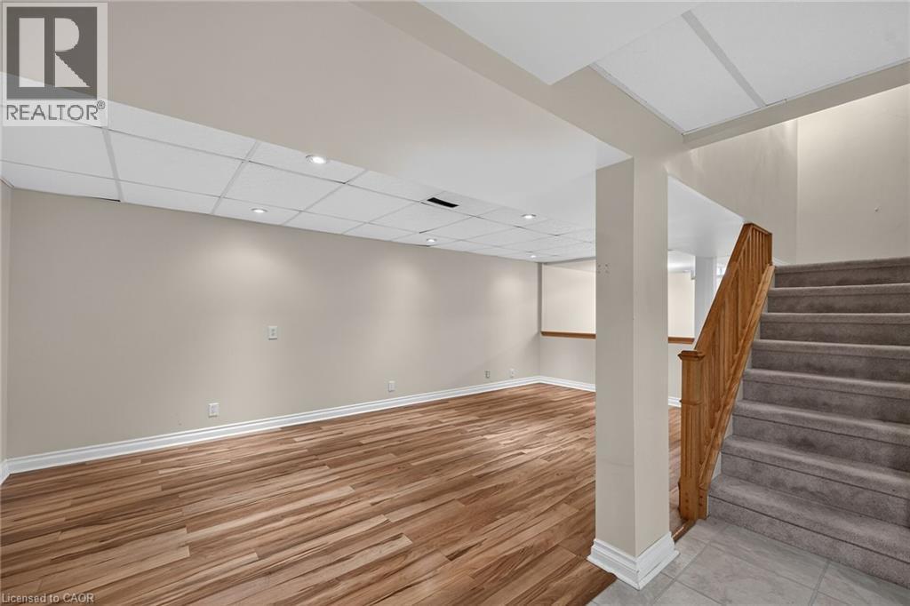 3 Ridgemount Drive, Hamilton, ON