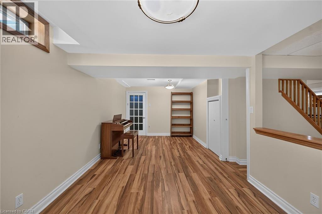 3 Ridgemount Drive, Hamilton, ON