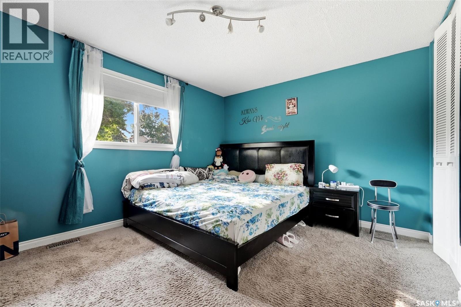 75 Rothwell Crescent, Regina, SK