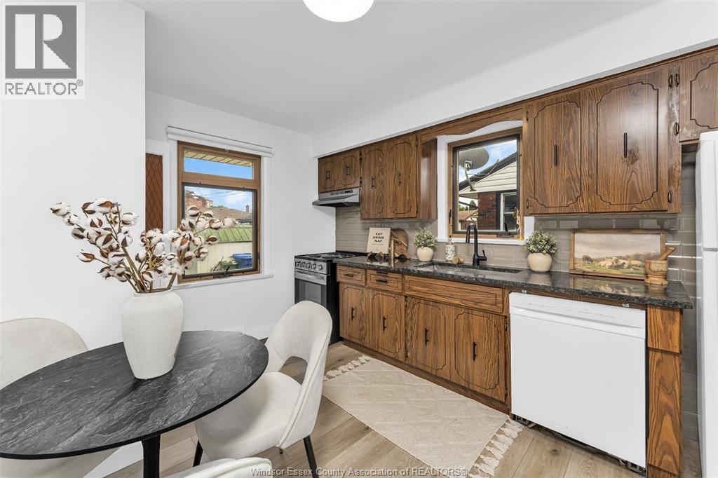 3849 Hillcrest, Windsor, ON