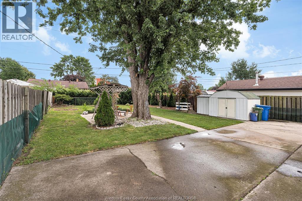 3849 Hillcrest, Windsor, ON