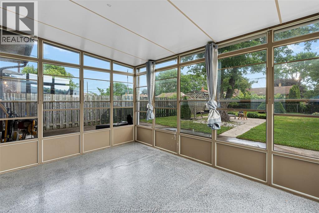 3849 Hillcrest, Windsor, ON
