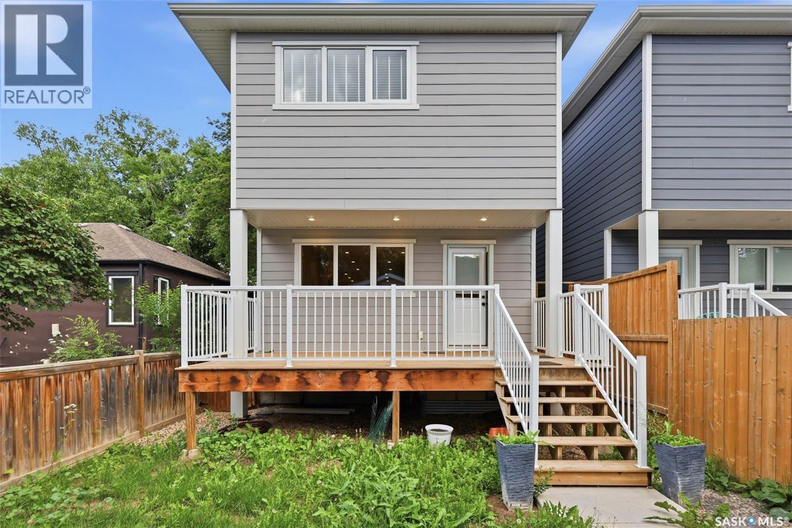 1402 Wiggins Avenue S, Saskatoon, SK