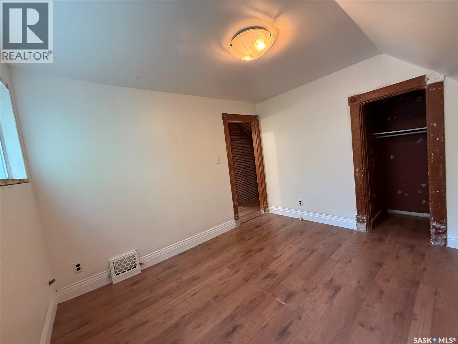 1320 Lorne Avenue, Saskatoon, SK