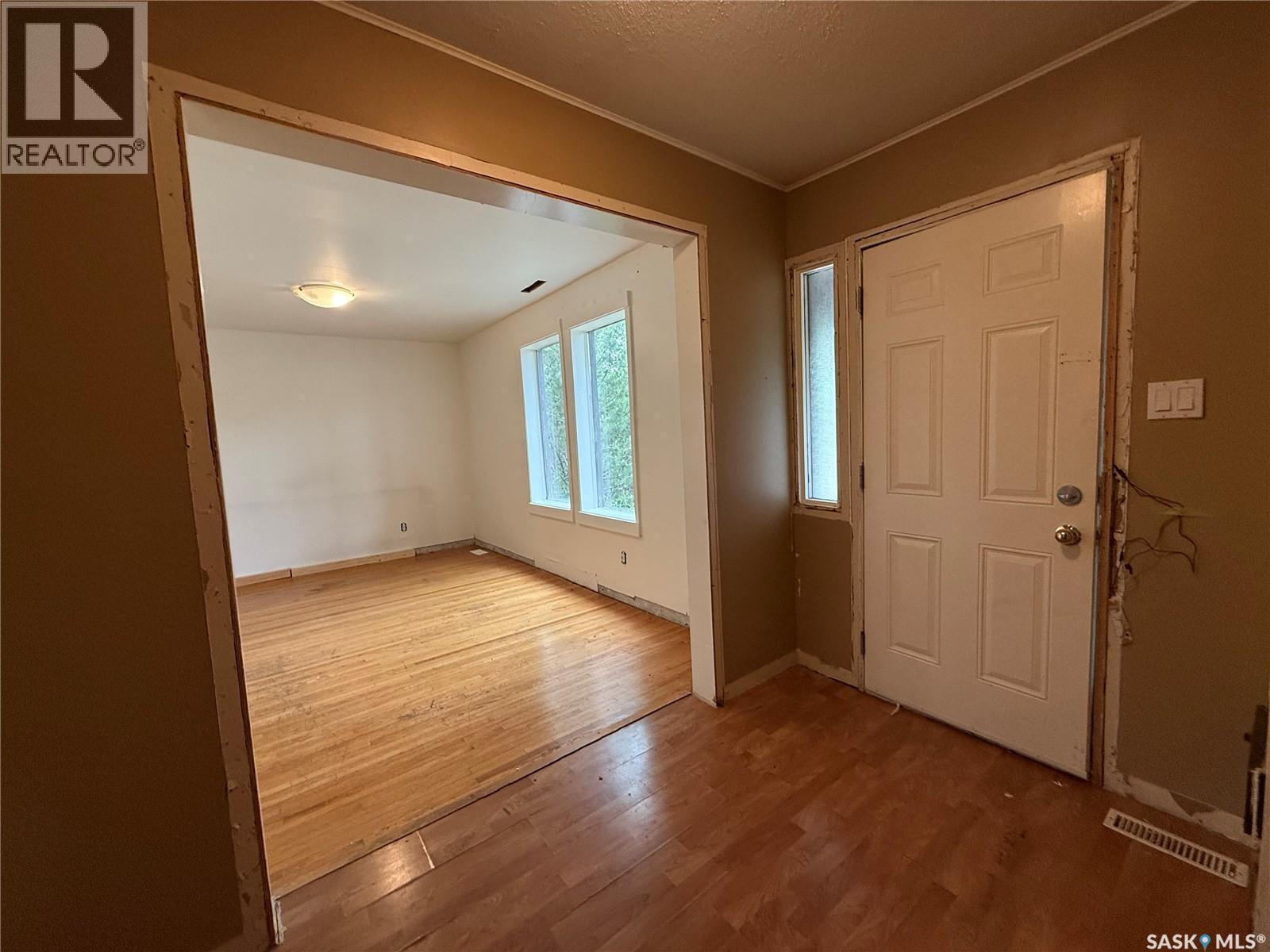 1320 Lorne Avenue, Saskatoon, SK