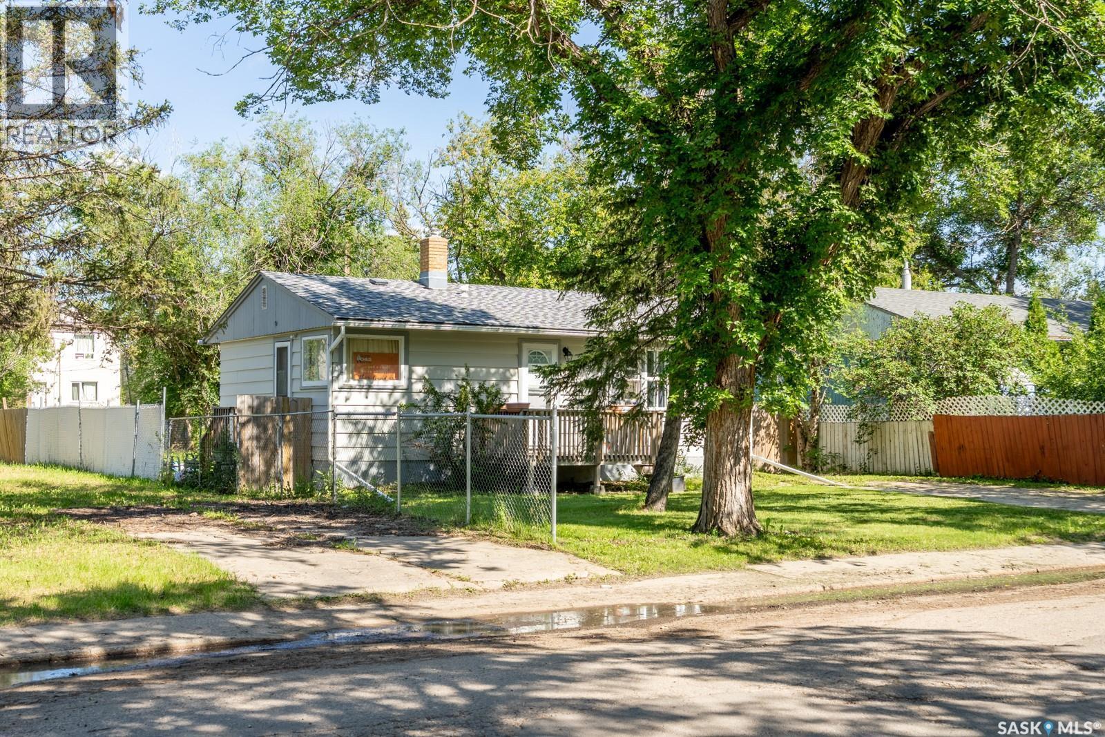 725 Cameron Street, Regina, SK