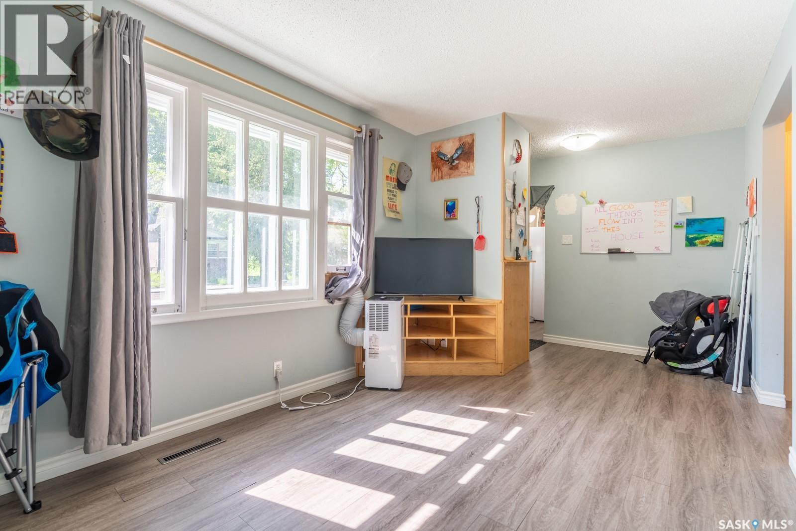 725 Cameron Street, Regina, SK