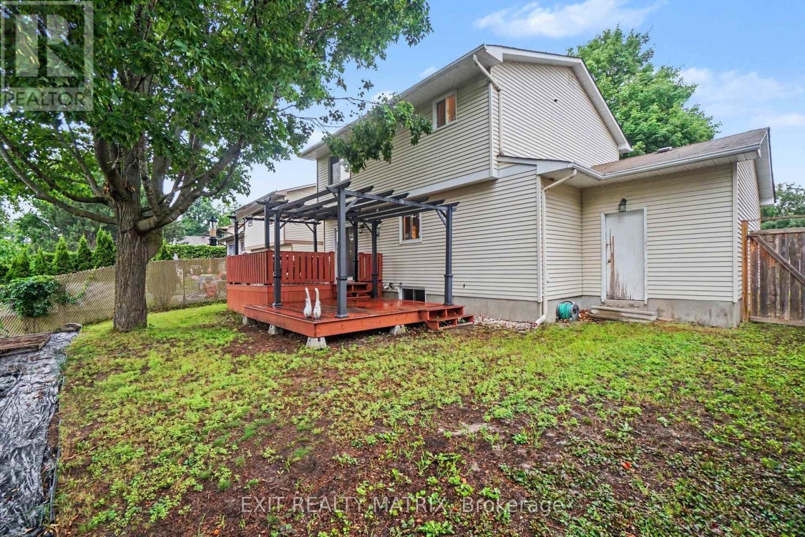 30 Bartley Crescent, Ottawa, ON