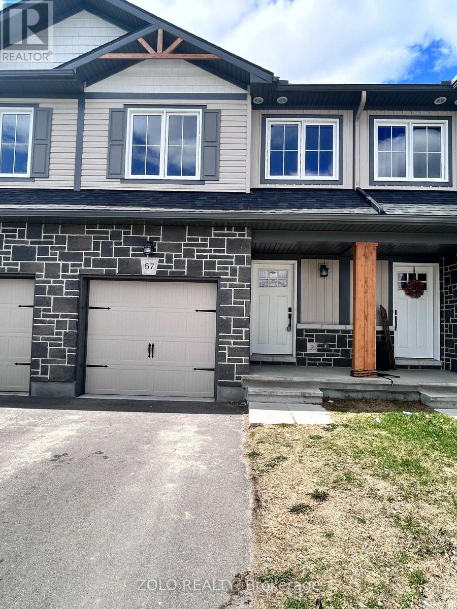 67 Whitcomb Crescent, Smiths Falls, ON - Outdoor With Deck Patio Veranda