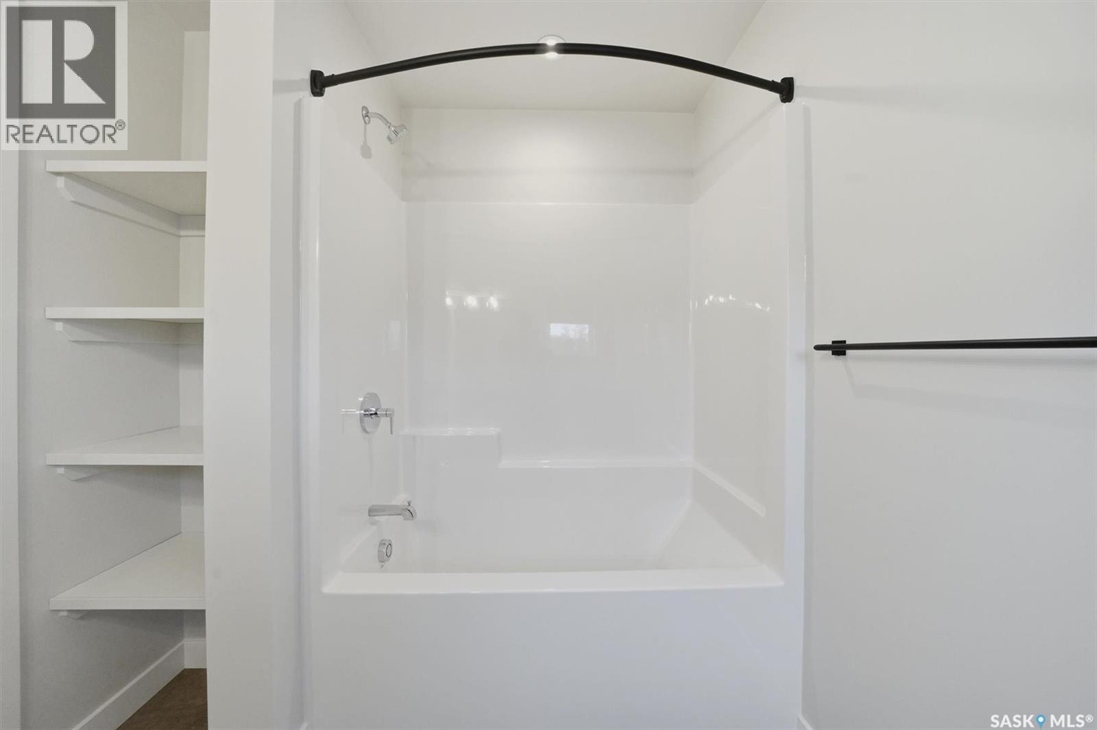 1118 9Th Street E, Saskatoon, SK