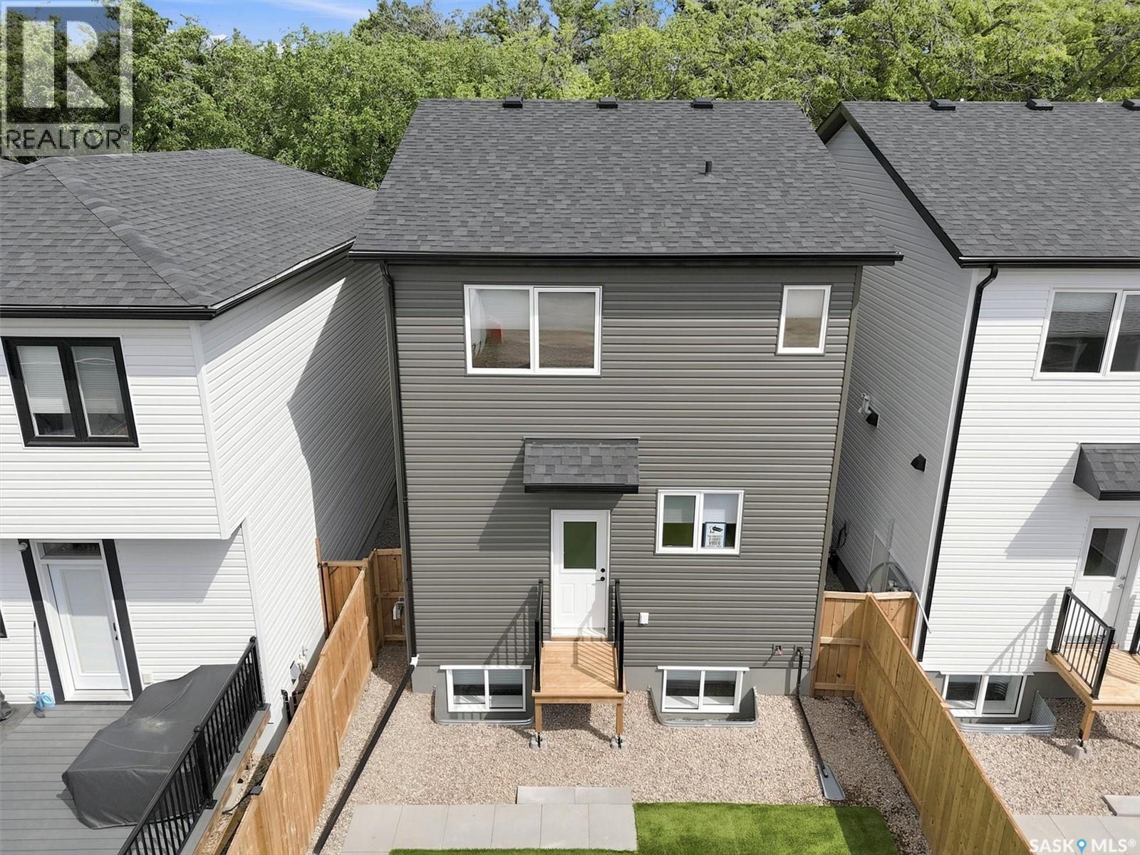 1118 9Th Street E, Saskatoon, SK