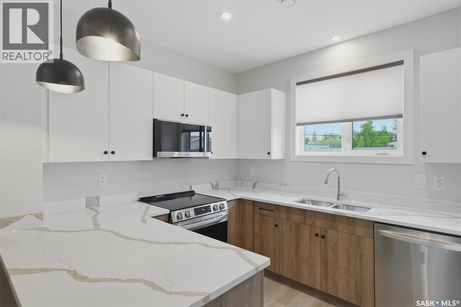 1118 9Th Street E, Saskatoon, SK