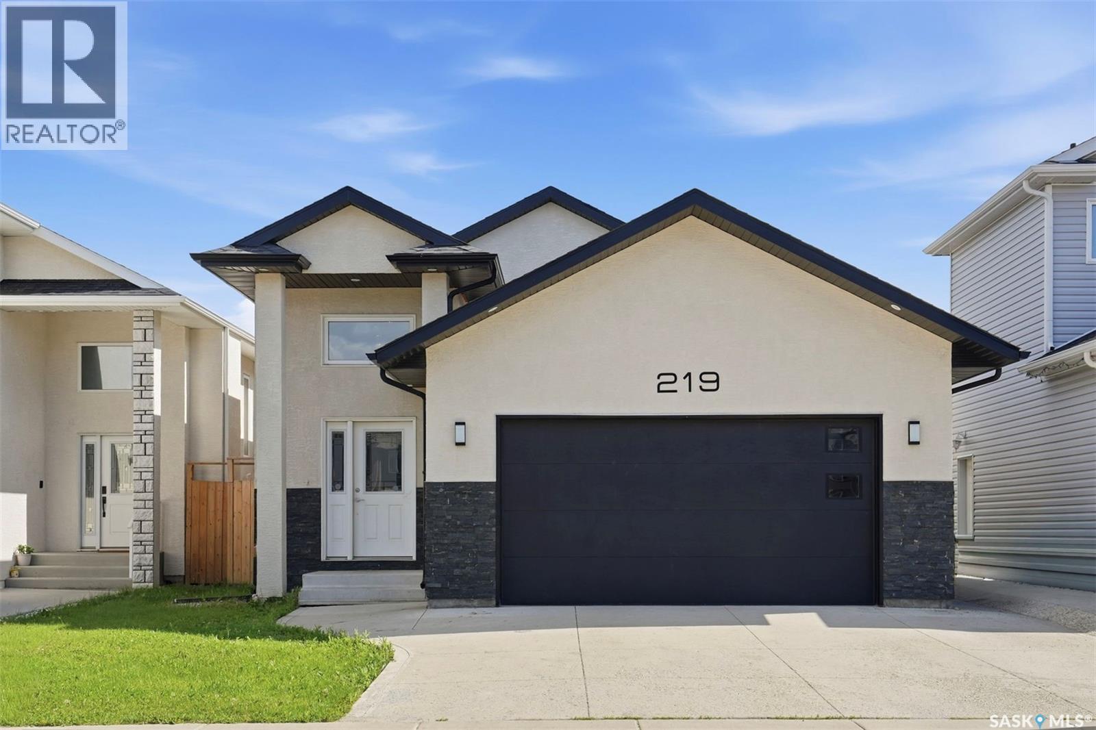 219 Ells Crescent, Saskatoon, SK - Outdoor