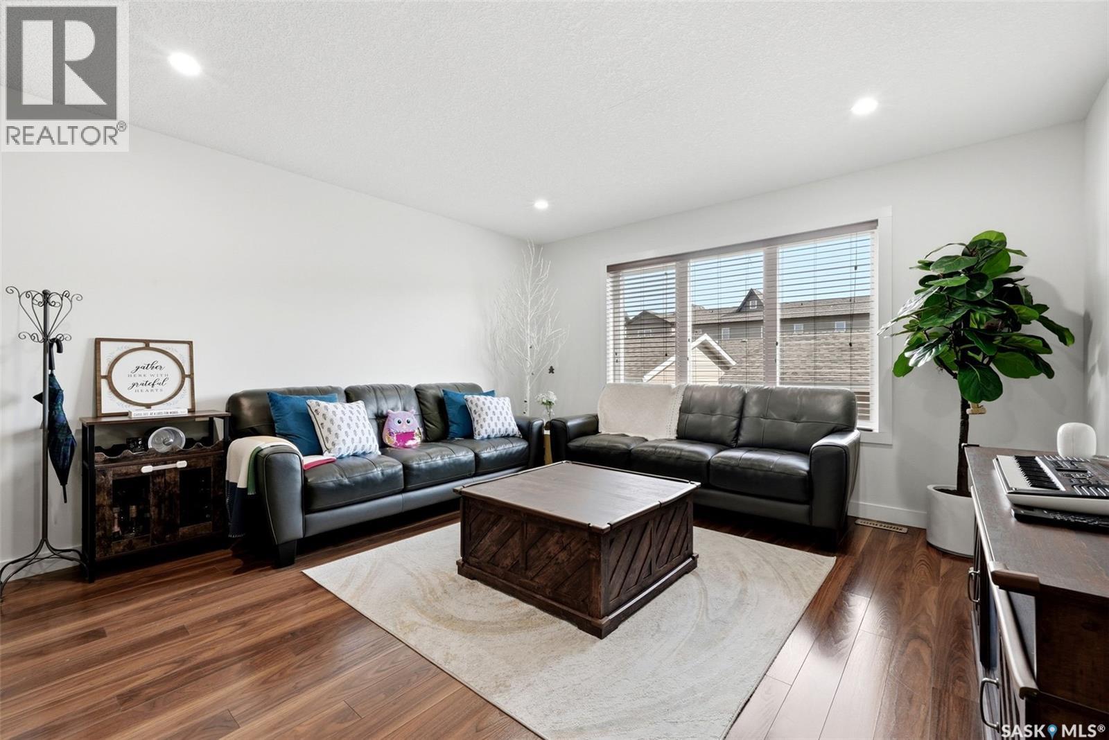 5325 Jim Cairns Boulevard, Regina, SK