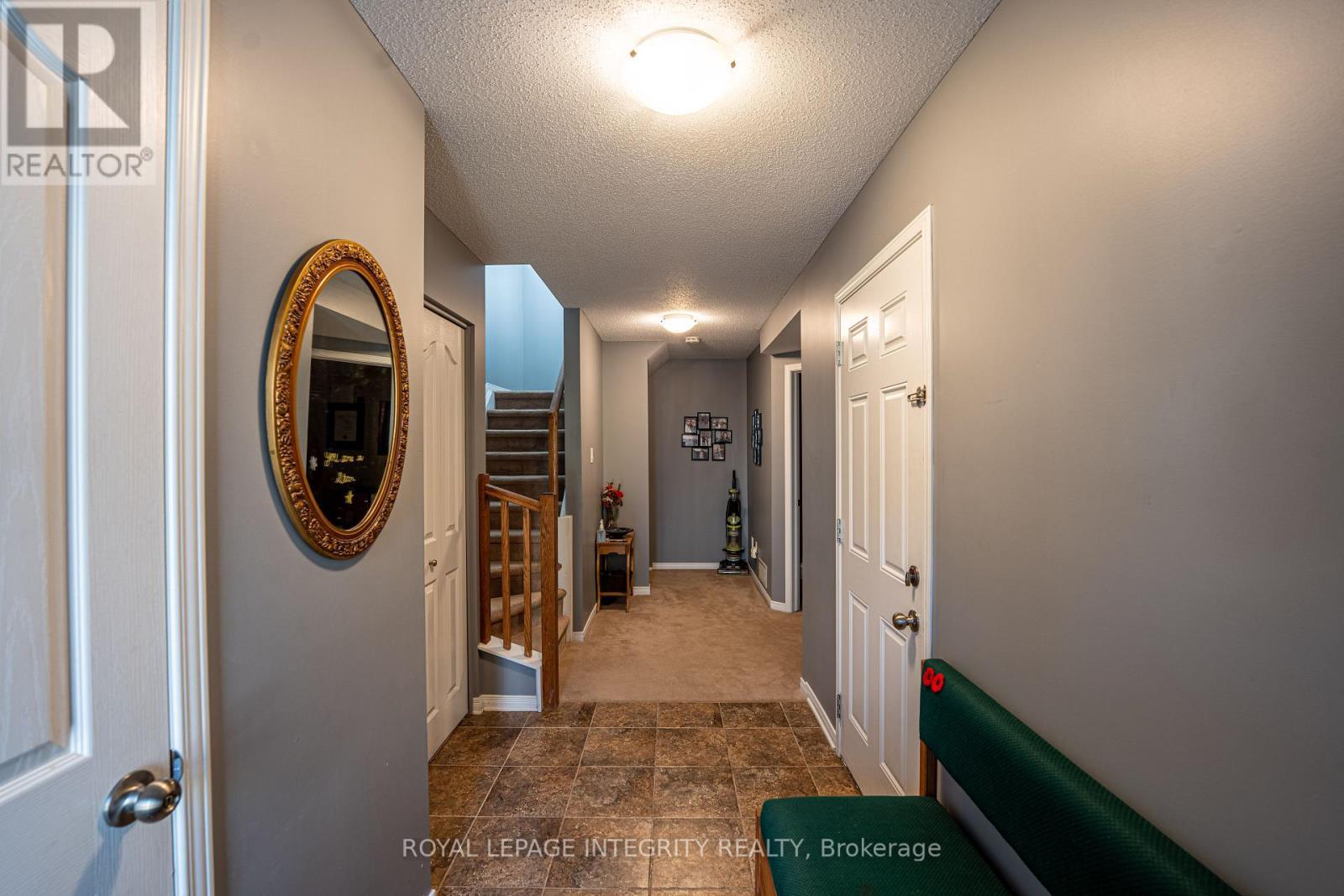 162 Fordham Private, Ottawa, ON