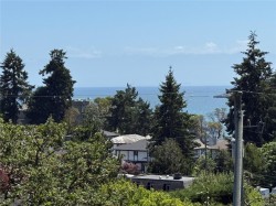 540 View Royal Ave View Royal, BC V9B 1B7