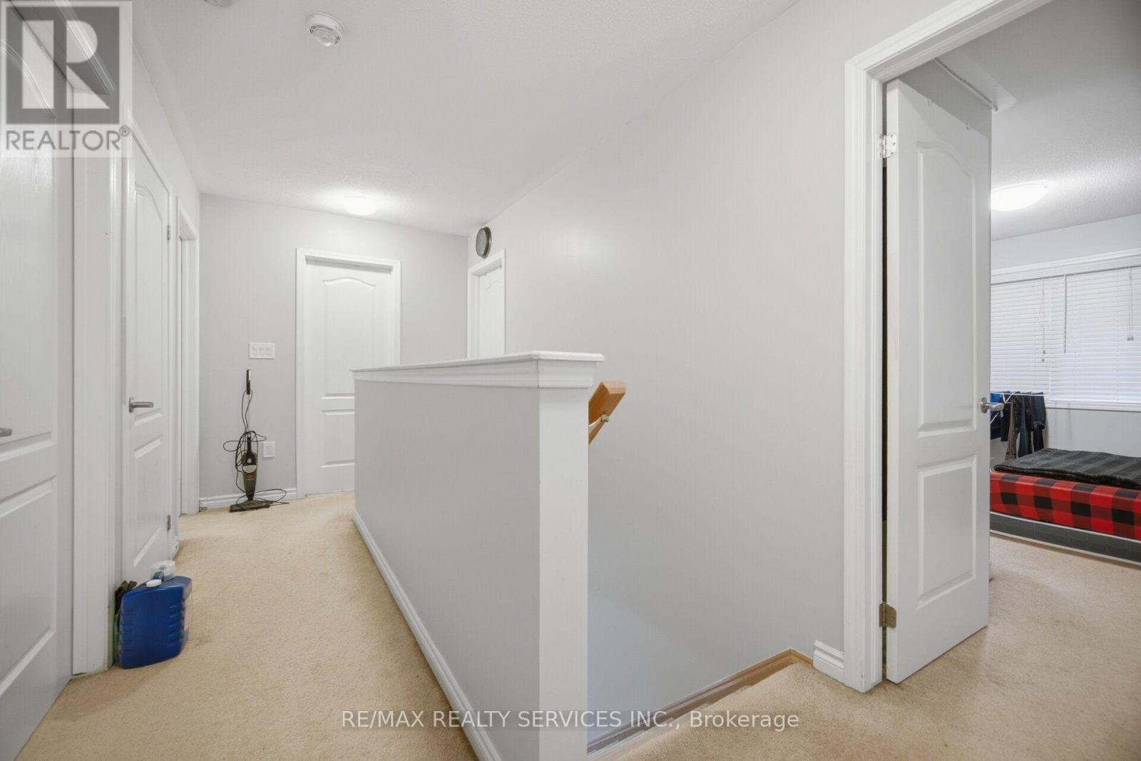 Upper - 75 Benhurst Crescent, Brampton, ON