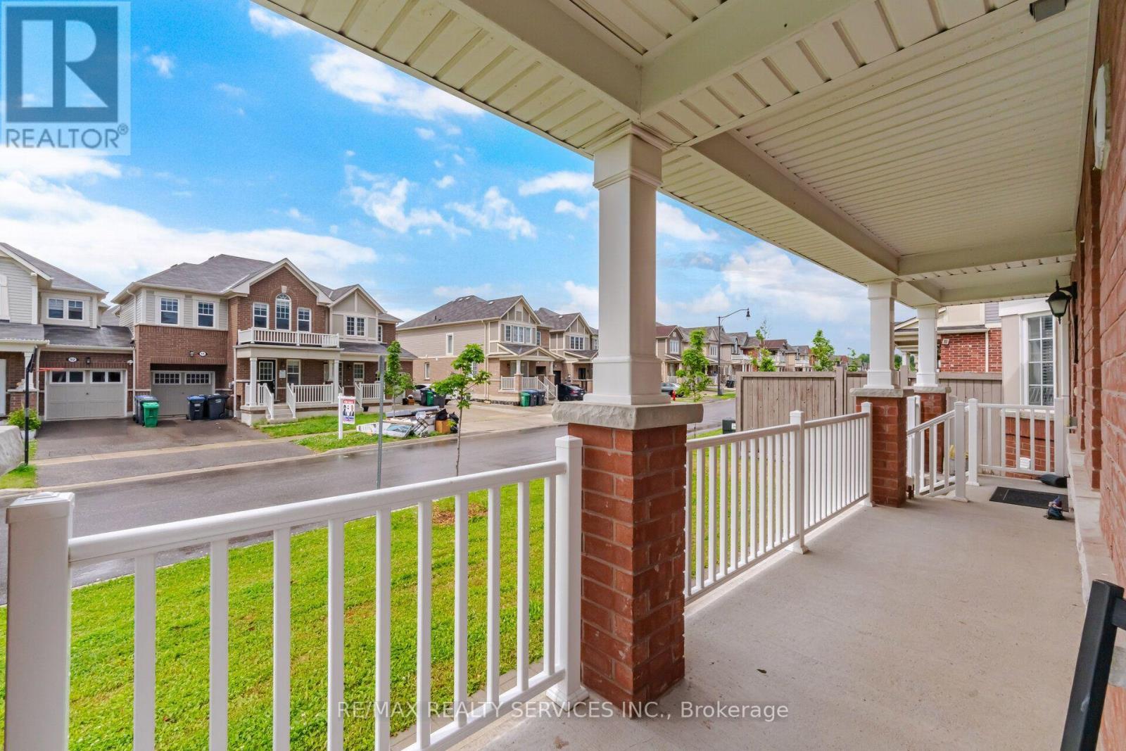 Upper - 75 Benhurst Crescent, Brampton, ON