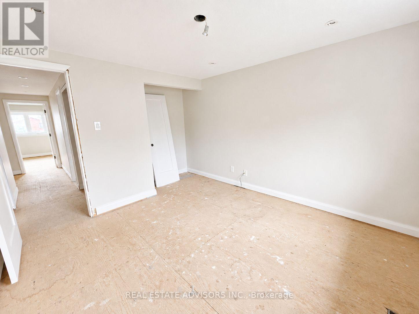 238 Braymore Boulevard, Toronto, ON