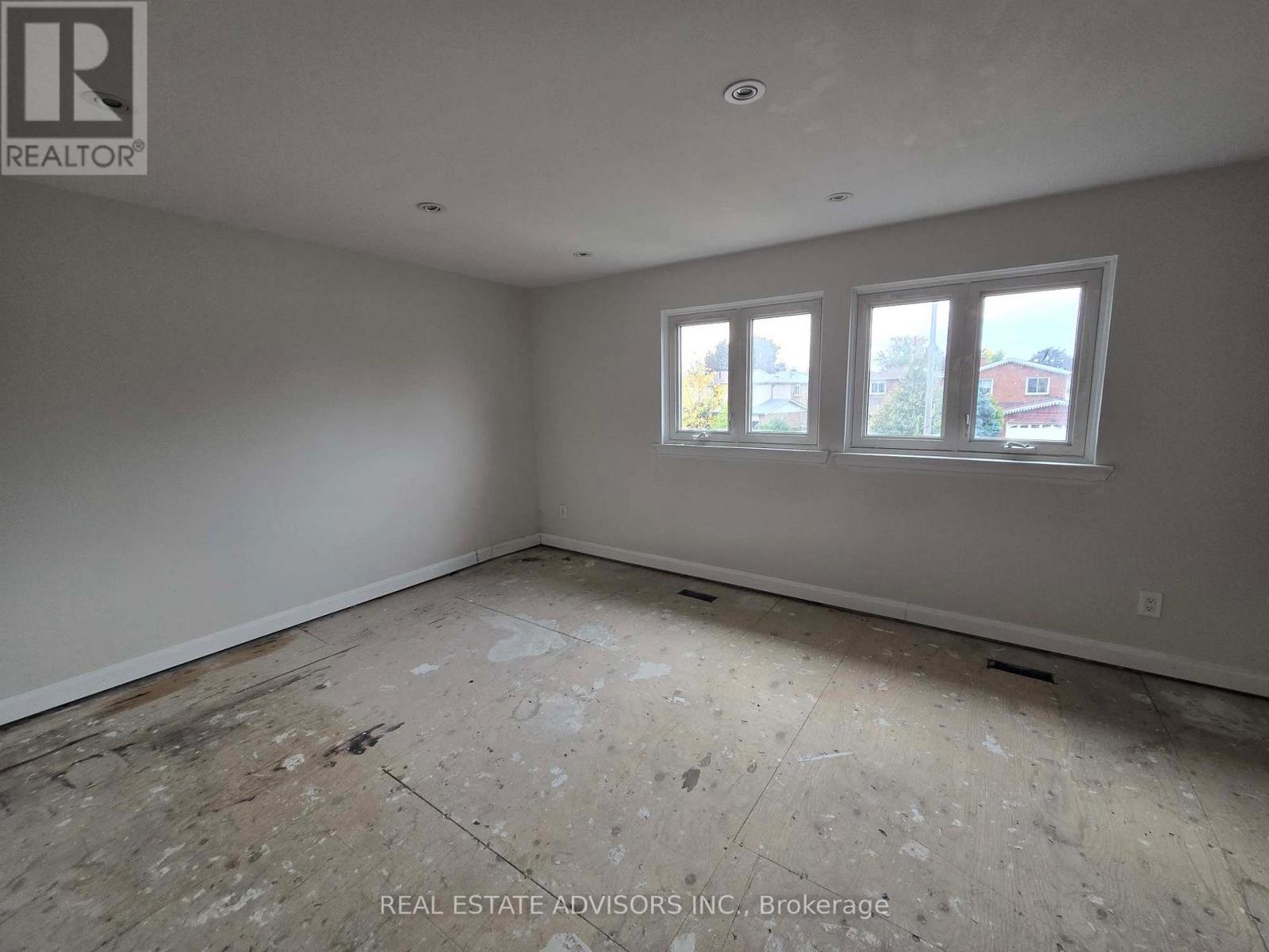 238 Braymore Boulevard, Toronto, ON