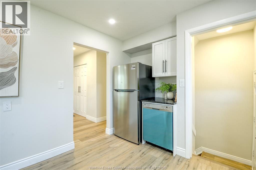 328 Isack, Windsor, ON