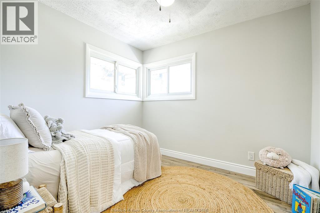 328 Isack, Windsor, ON