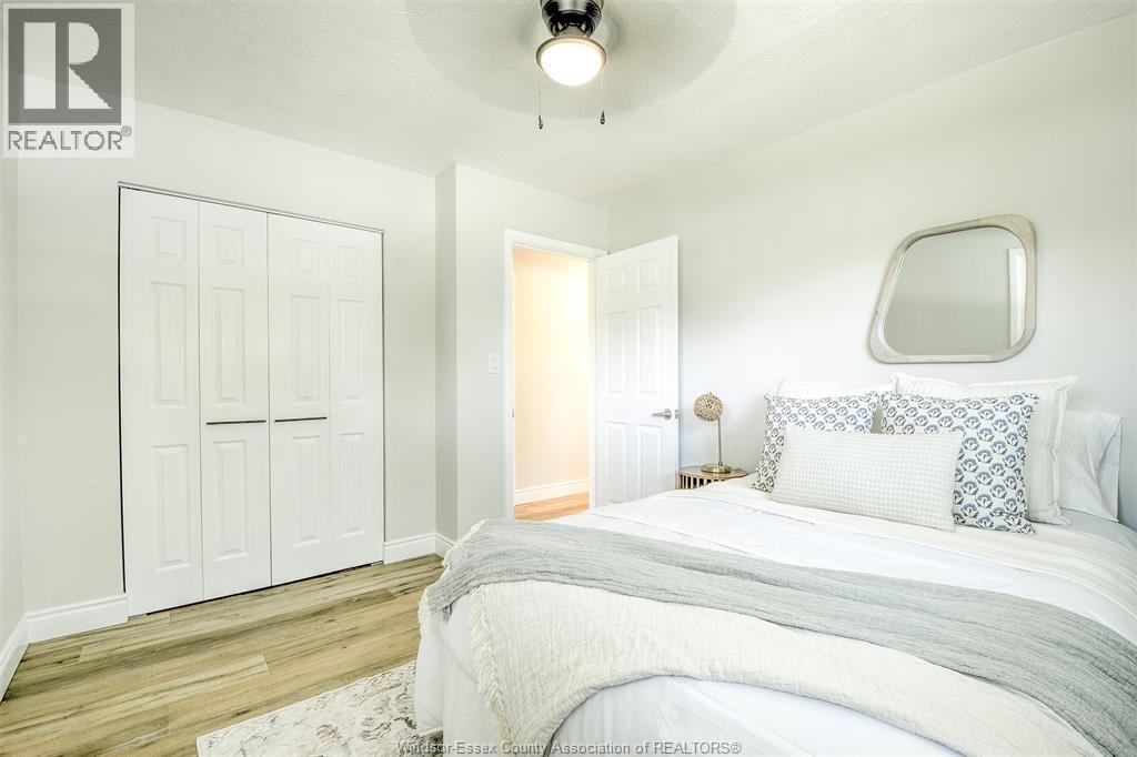 328 Isack, Windsor, ON