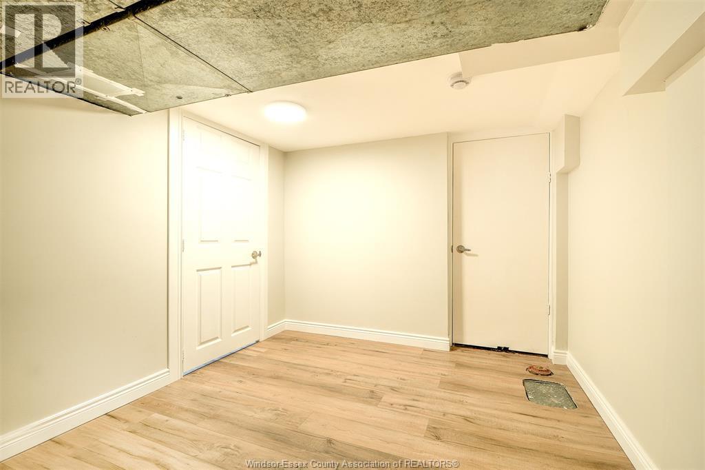 328 Isack, Windsor, ON