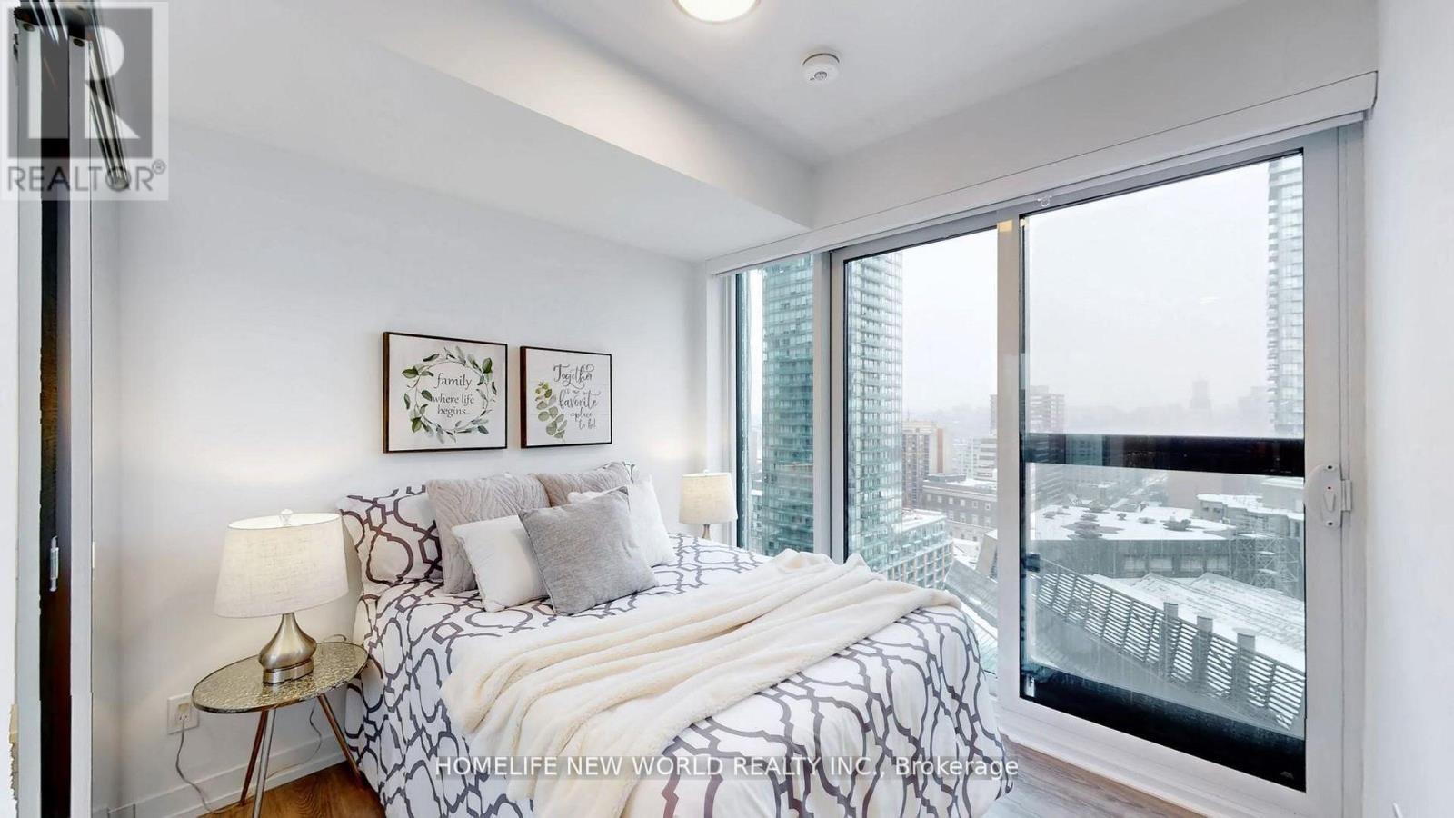 1908 - 771 Yonge Street, Toronto, ON