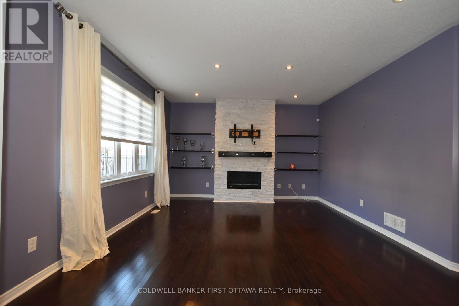 413 Blackleaf Drive, Ottawa, ON