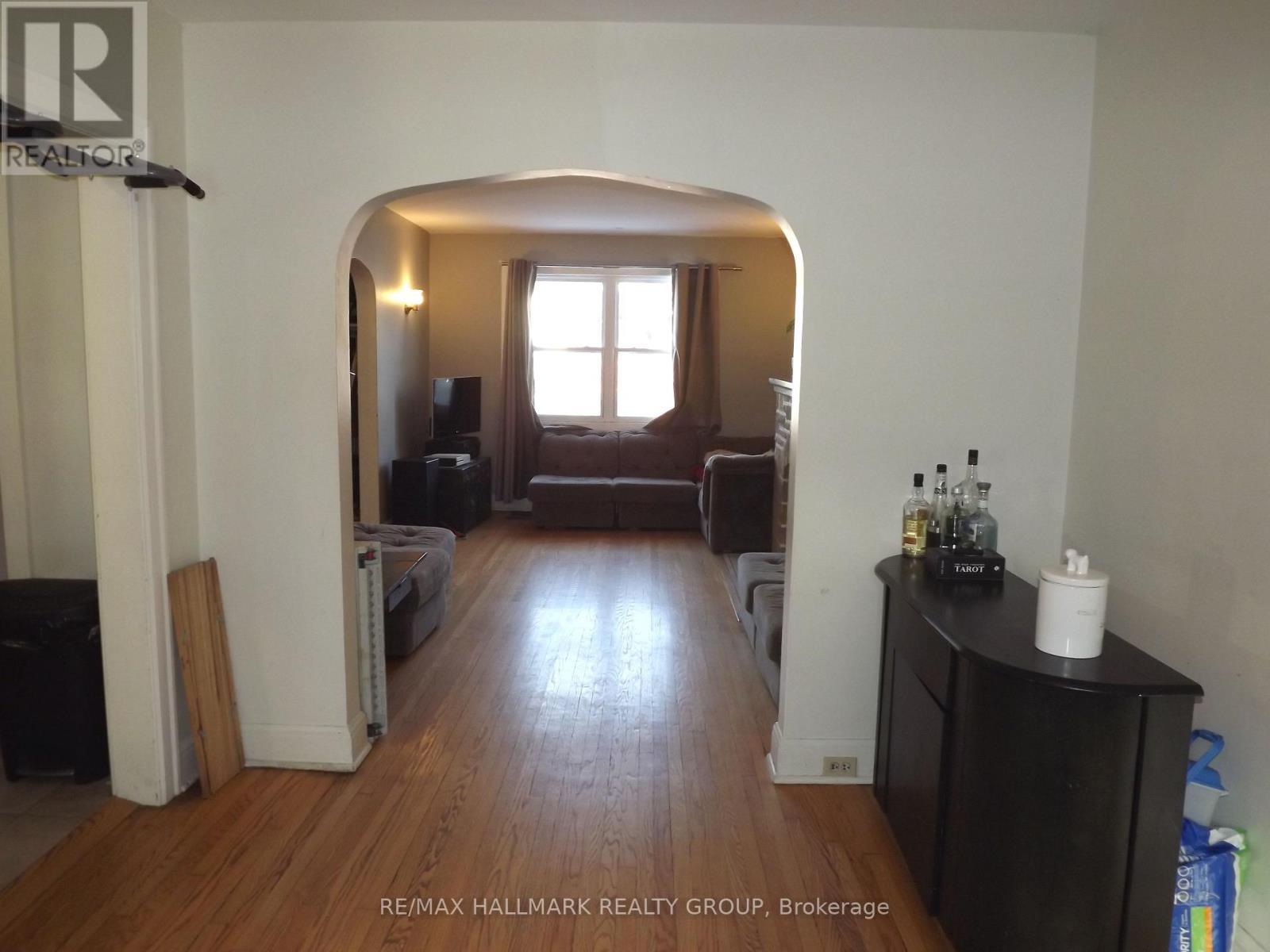 568 Gladstone Avenue, Ottawa, ON