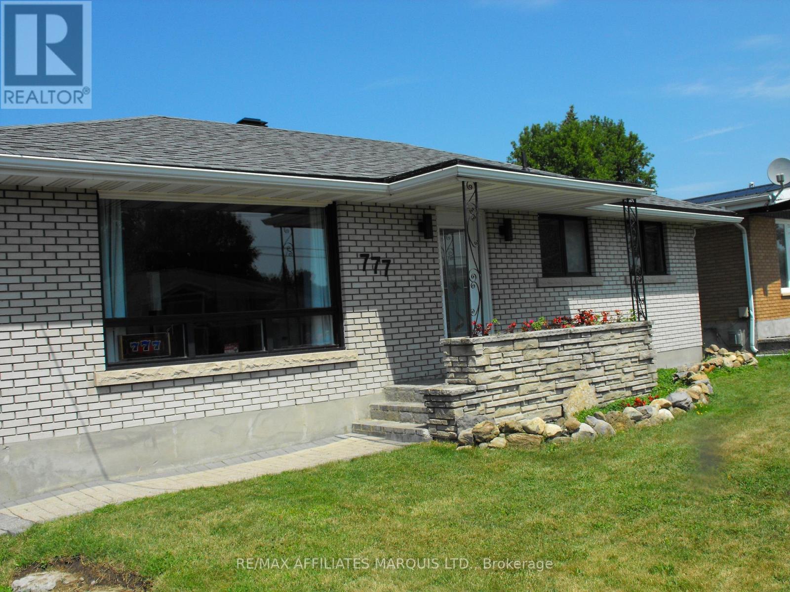 777 Sandfield Crescent, Cornwall, ON - Outdoor