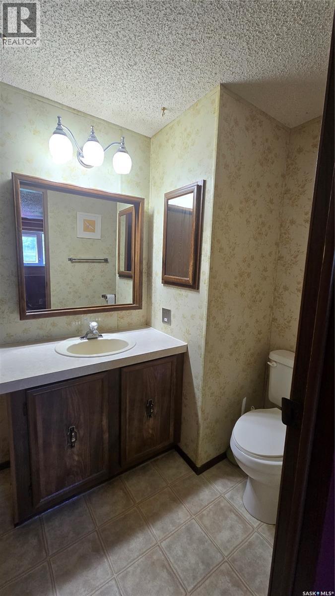 720 Beharrel Street, Oxbow, SK