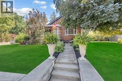 157 STANLEY Street Ayr, ON N0B 1E0