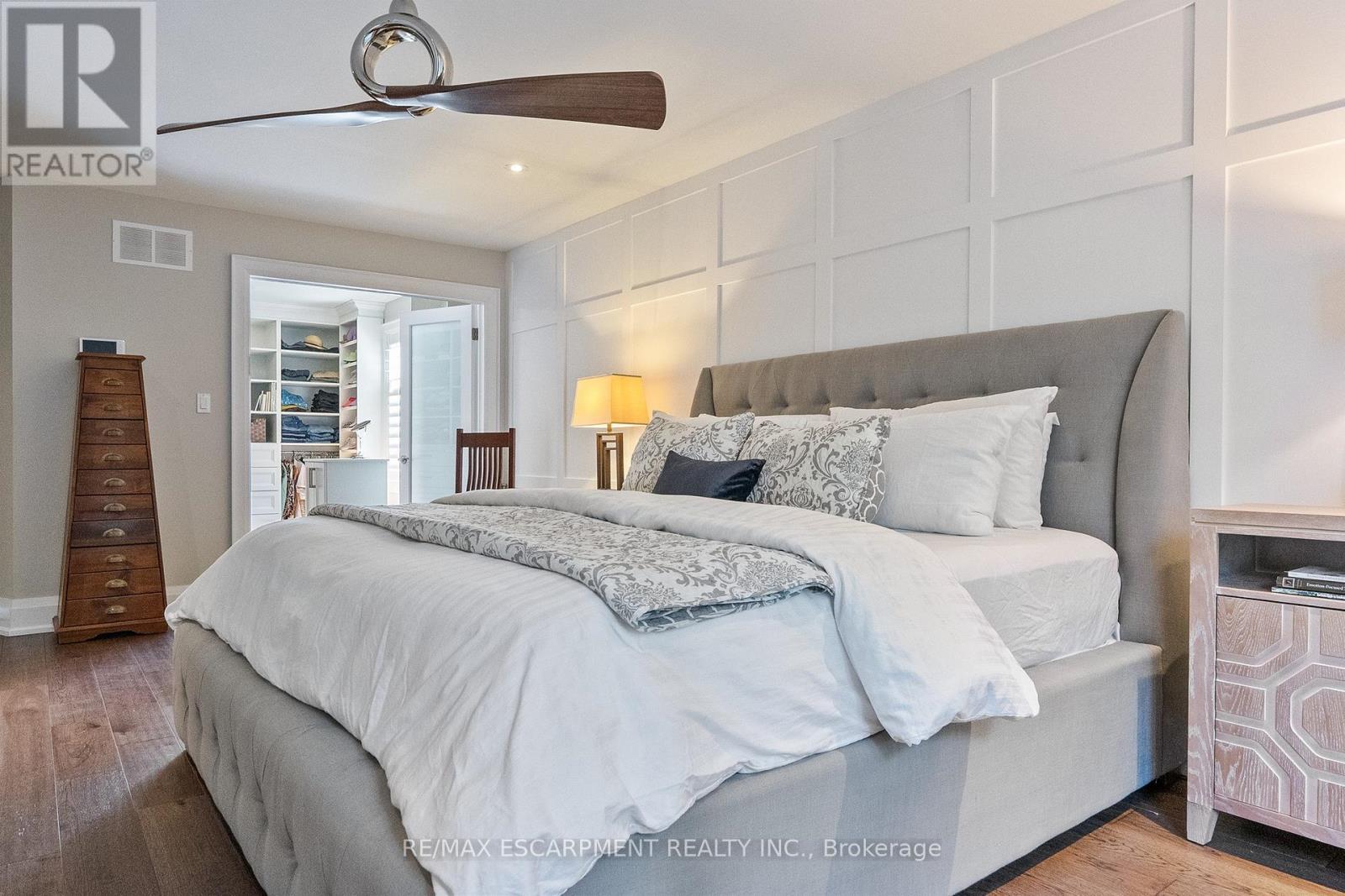 24 Cayuga Avenue, Mississauga, ON
