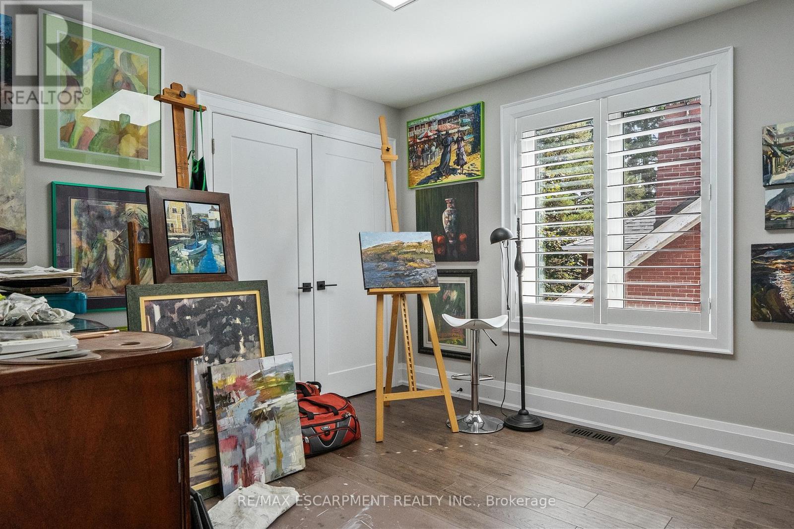 24 Cayuga Avenue, Mississauga, ON