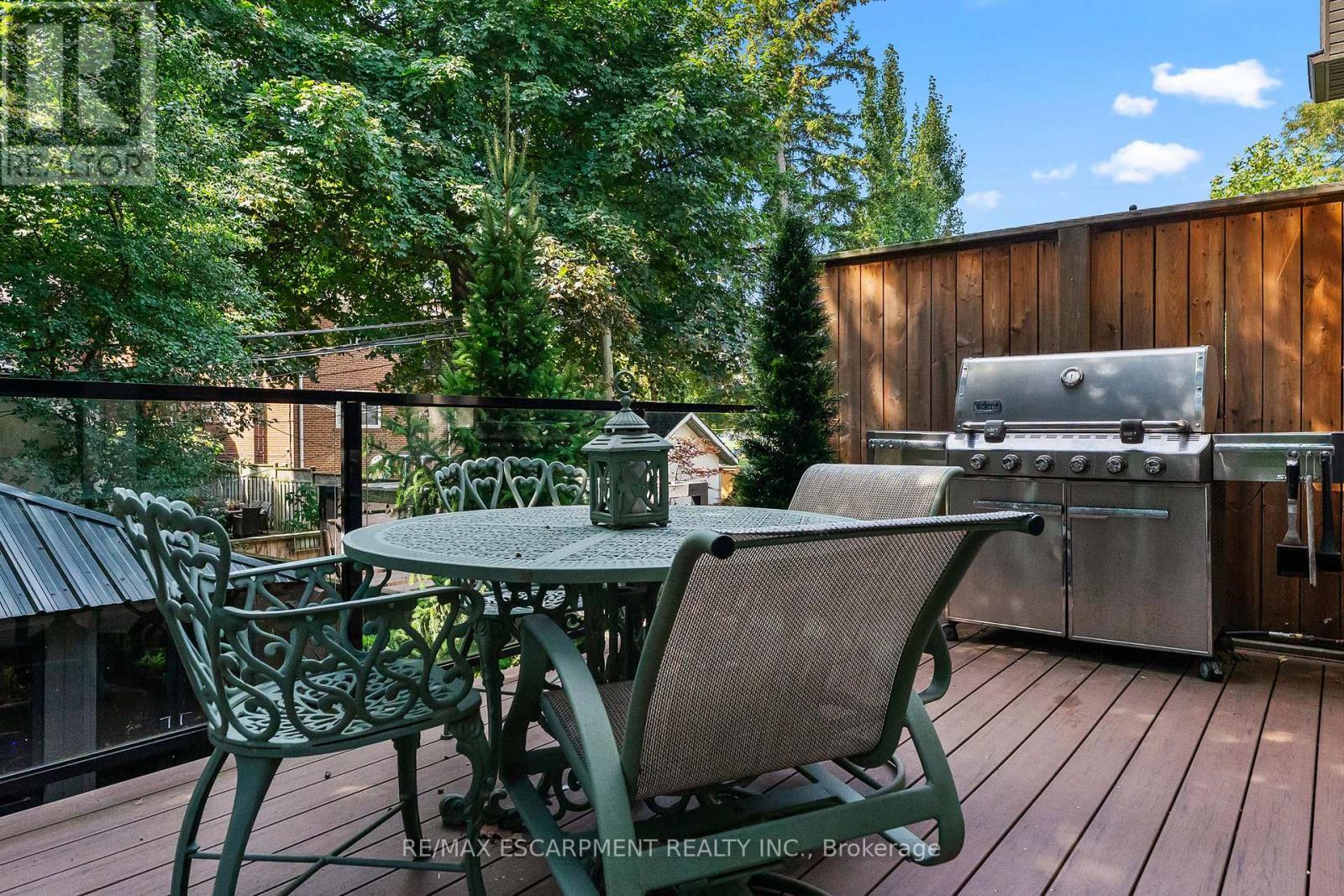 24 Cayuga Avenue, Mississauga, ON