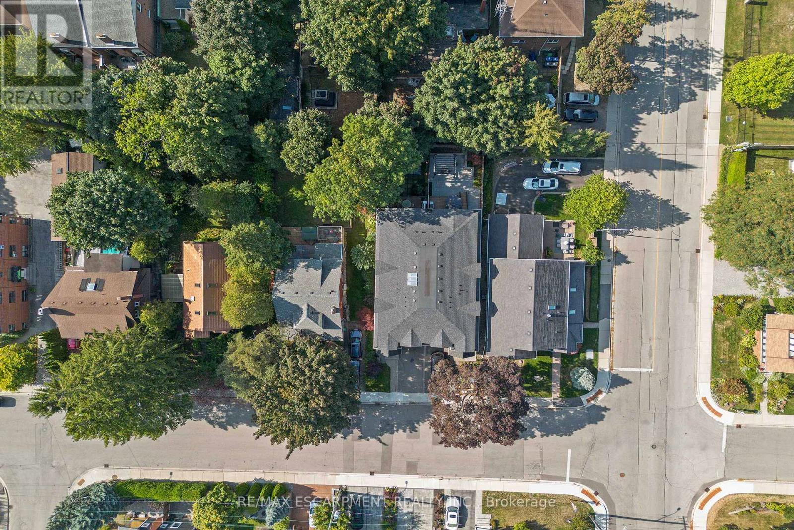 24 Cayuga Avenue, Mississauga, ON
