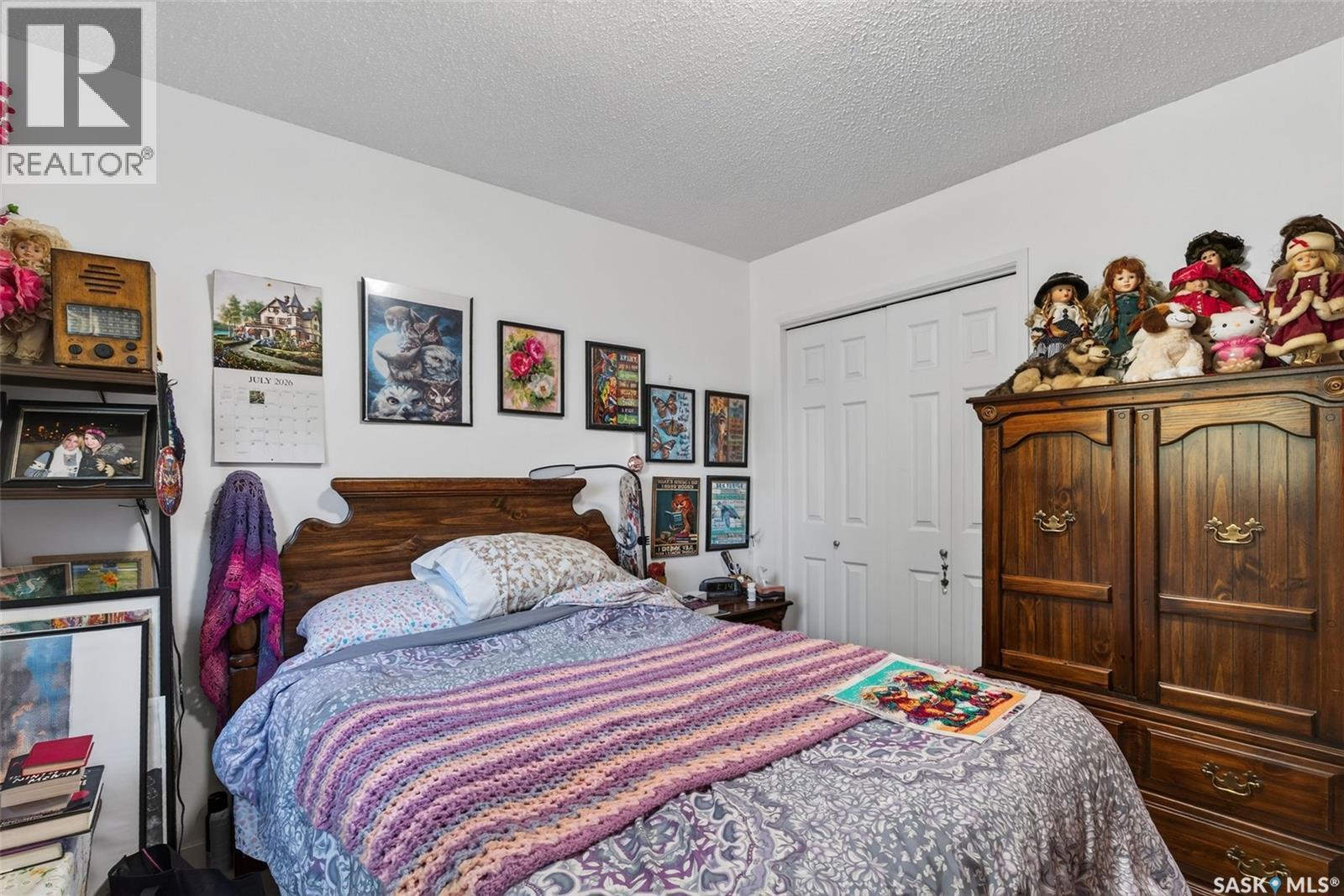 A/B 811 Steeves Avenue, Saskatoon, SK