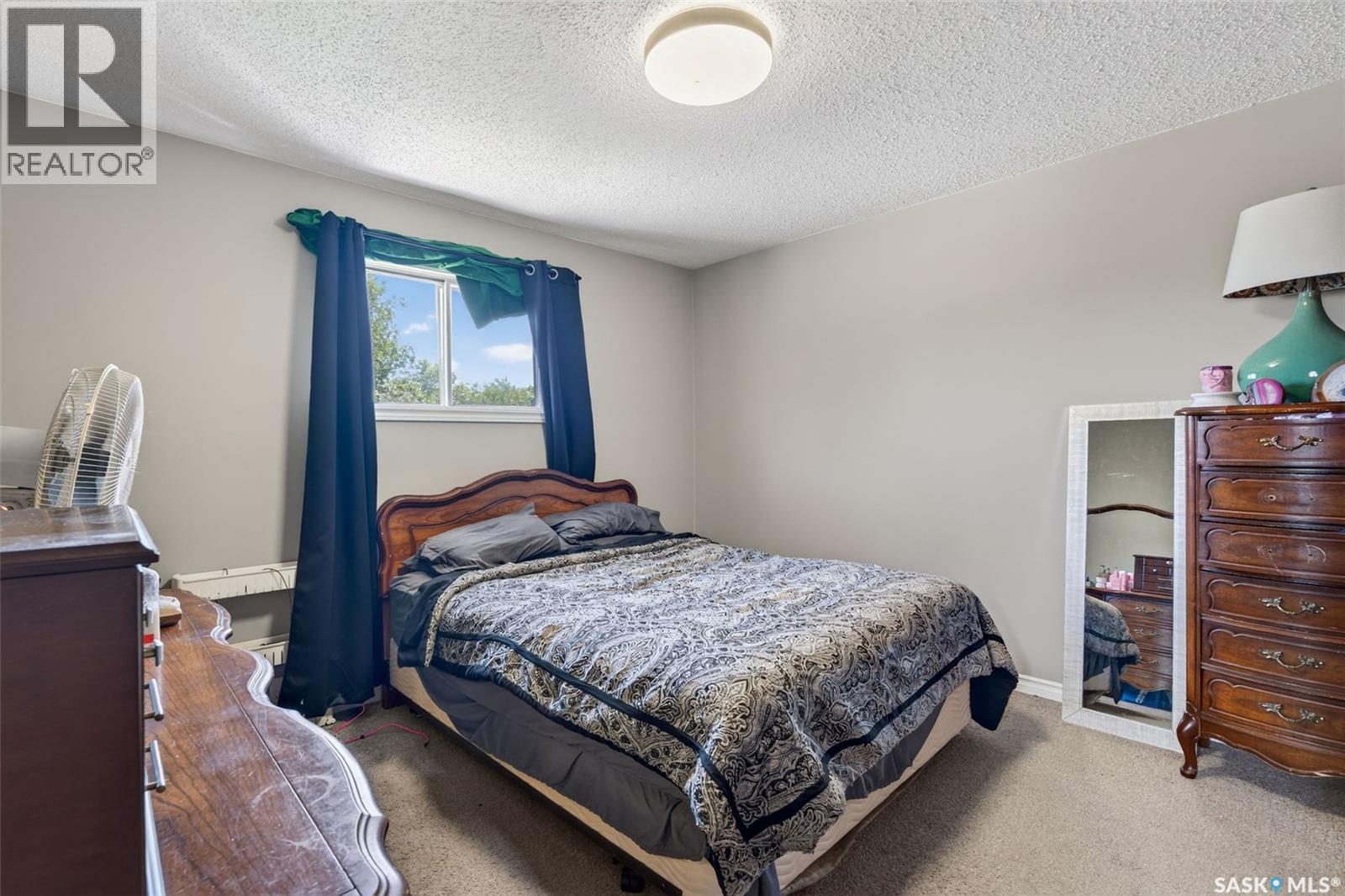 103-105 Davies Road, Saskatoon, SK
